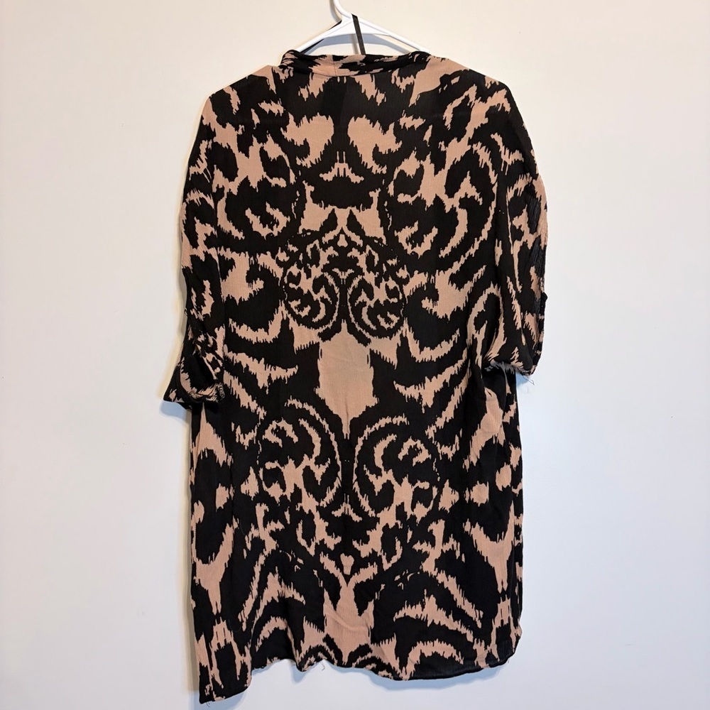 Vince Camuto Black and Tan Cardigan - Picture 2 of 7